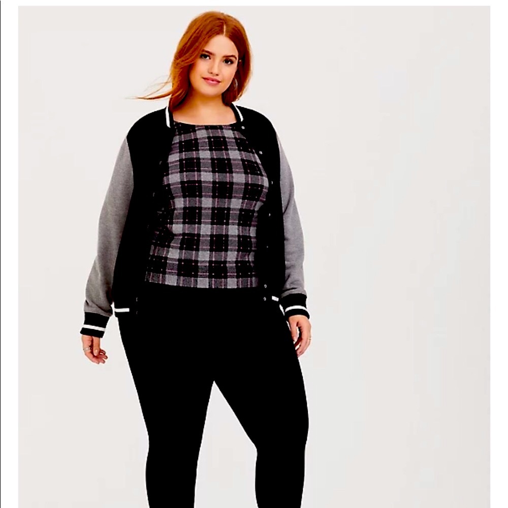 TORRID Grey Pink Plaid Layered Sweater Size 1(14-16)